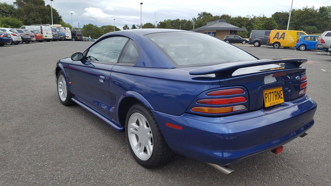 1996 Ford Mustang Image 2