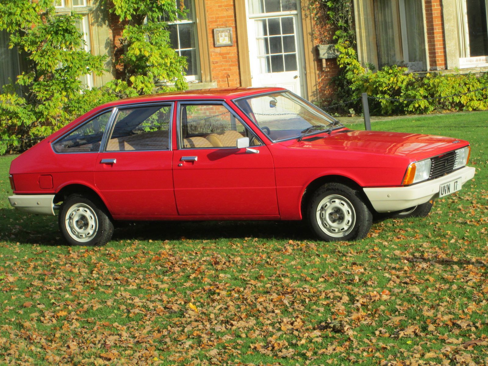1977 Chrysler Alpine Image 2