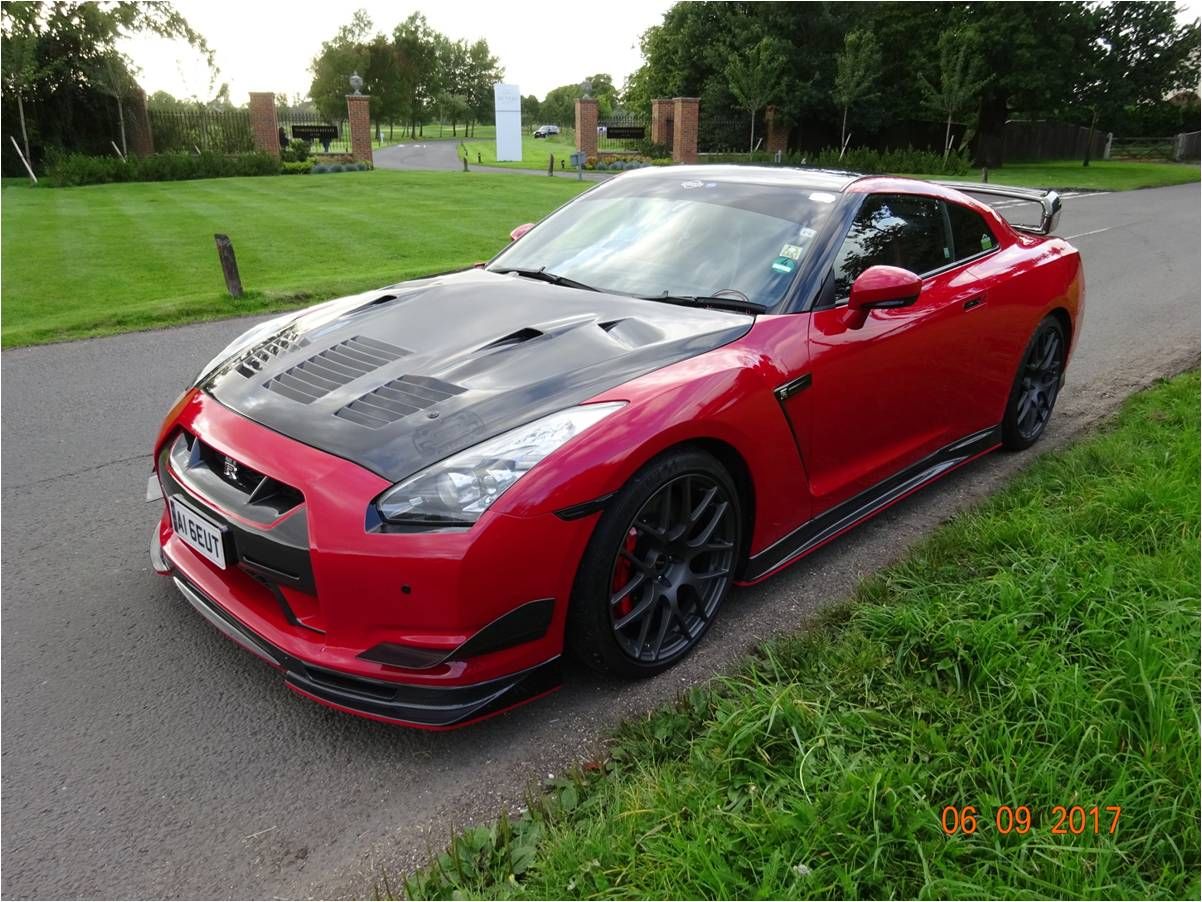 2008 Nissan GT-R Image 2