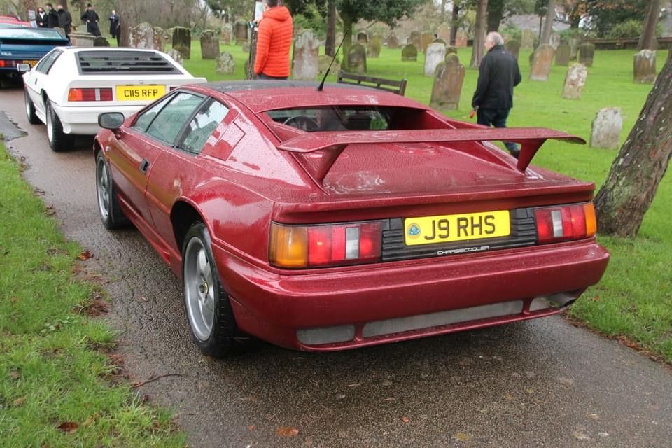1992 Lotus Esprit Image 2