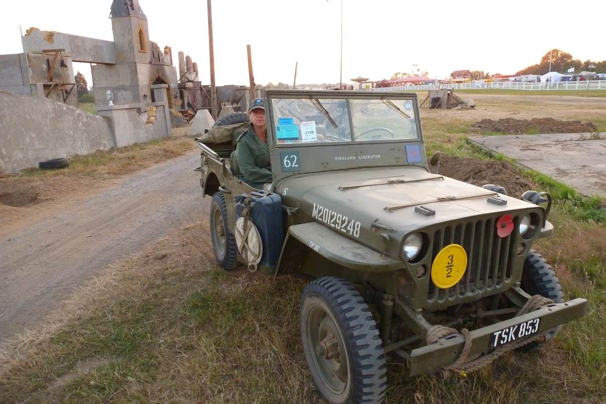 1942 Willys Jeep Image 4