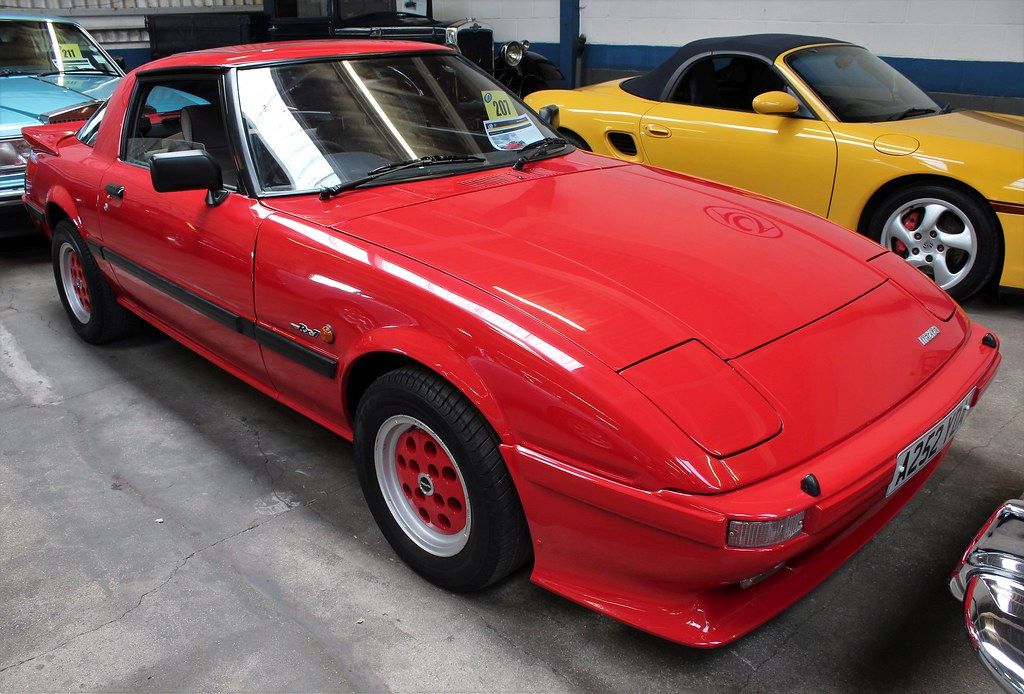 1984 Mazda RX7 Image 2