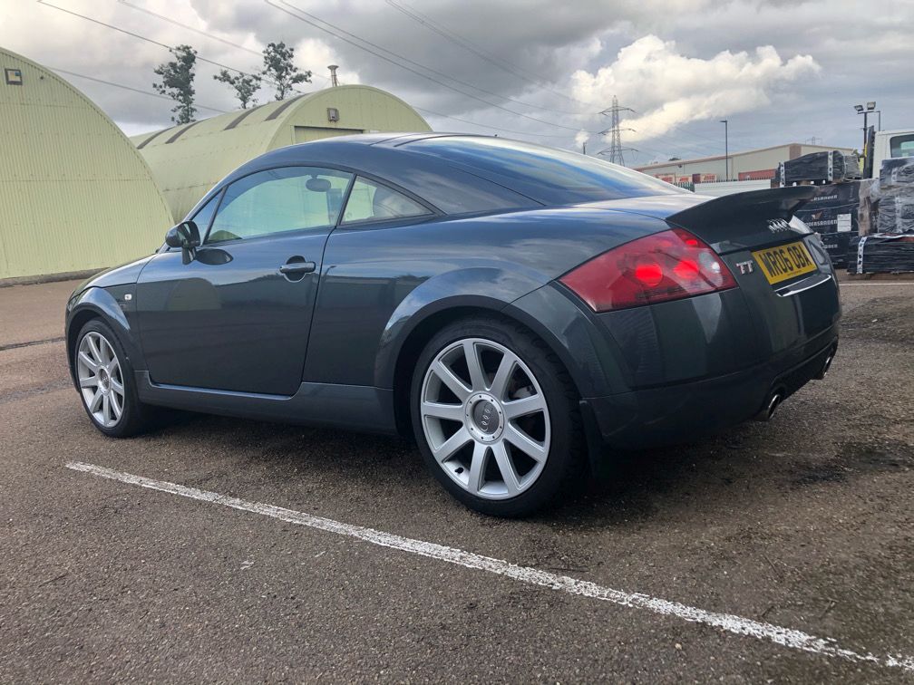 2006 Audi TT Image 2