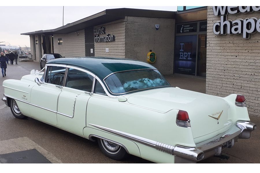 1956 Cadillac Fleetwood Image 2