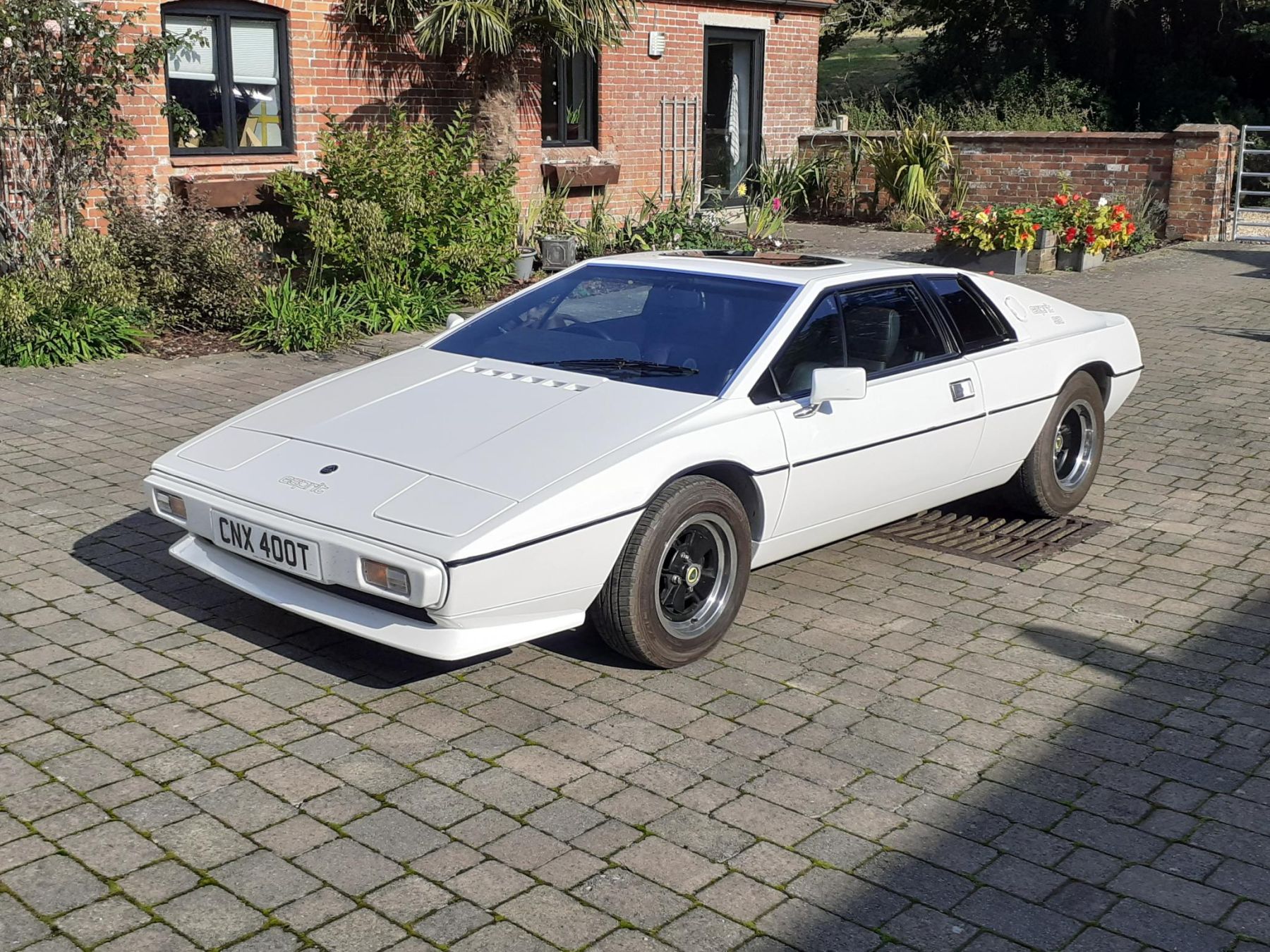 1978 Lotus Esprit Image 1