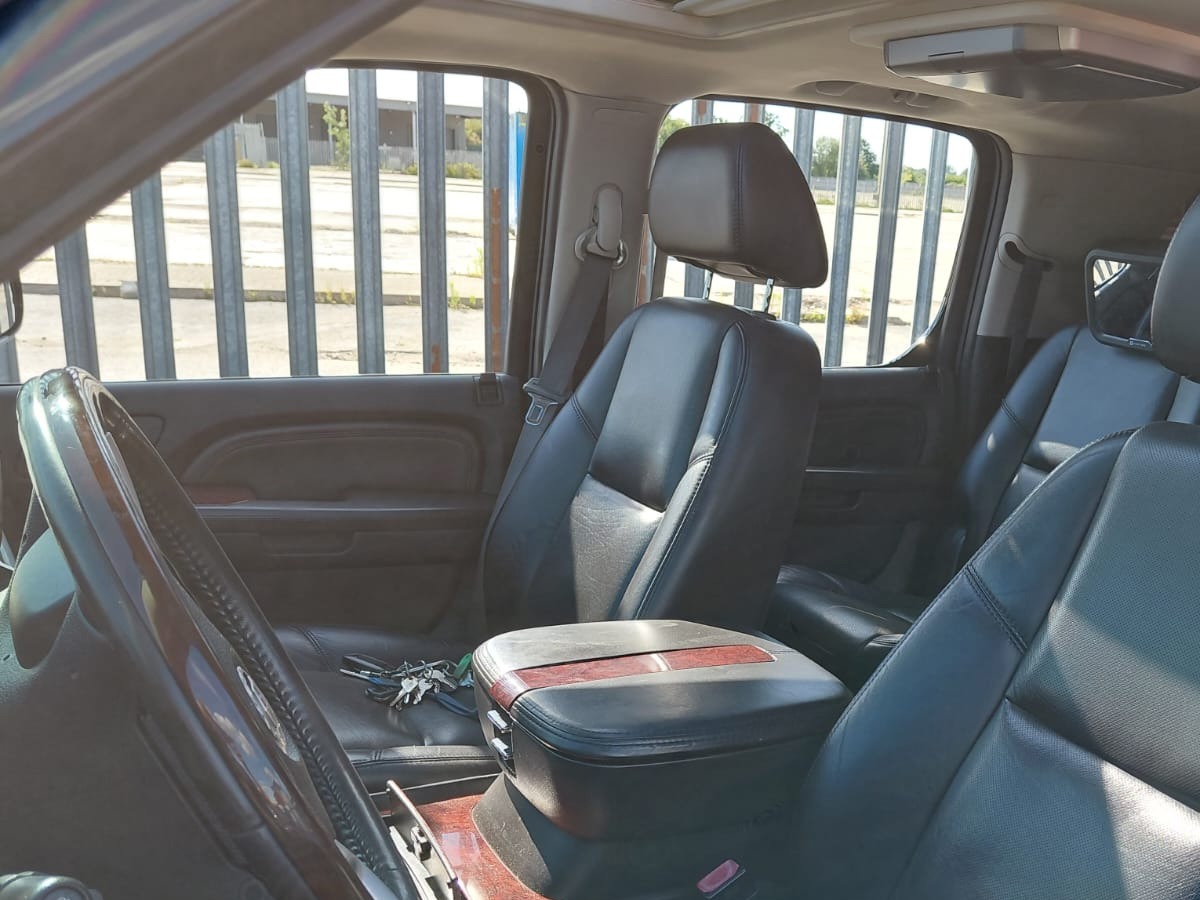 2008 Cadillac Escalade Esv Image 8