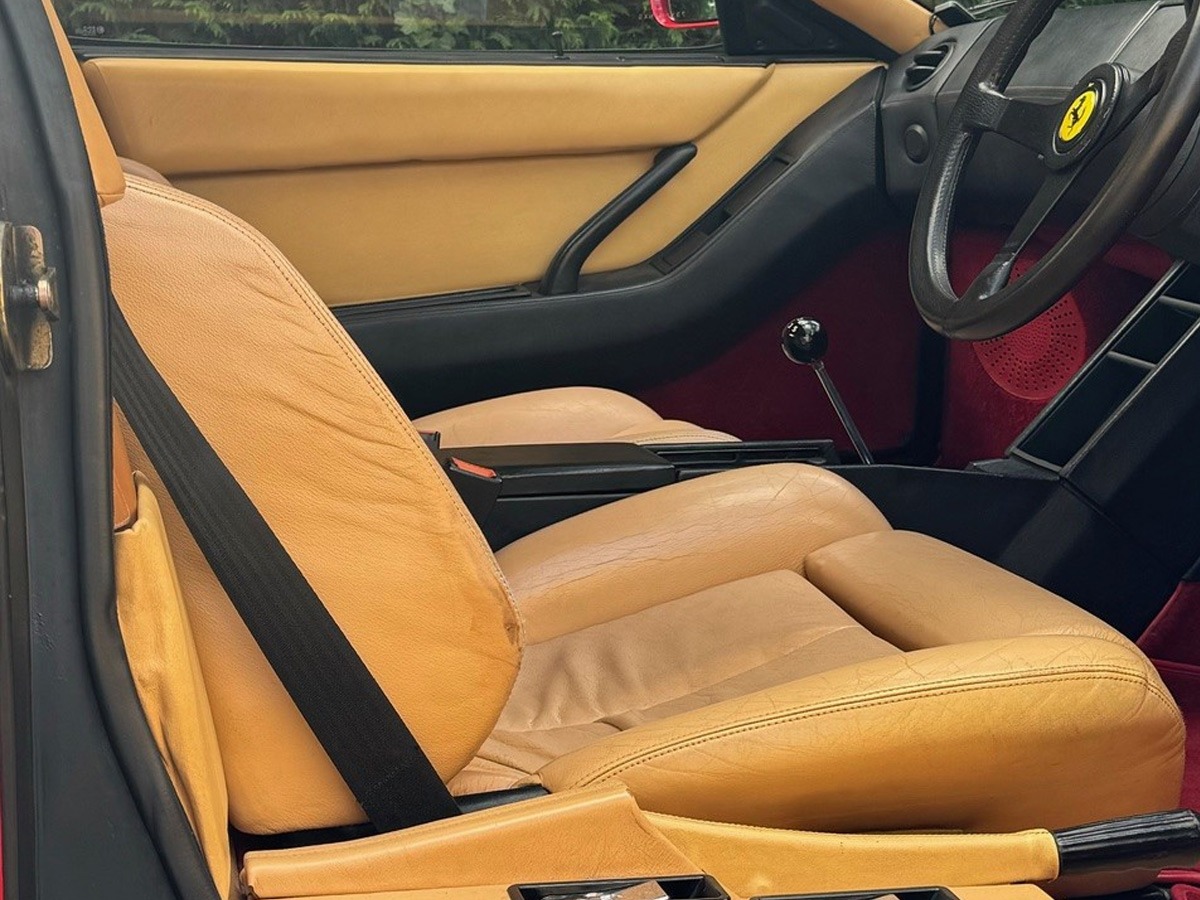 1987 Ferrari Testarossa Image 8