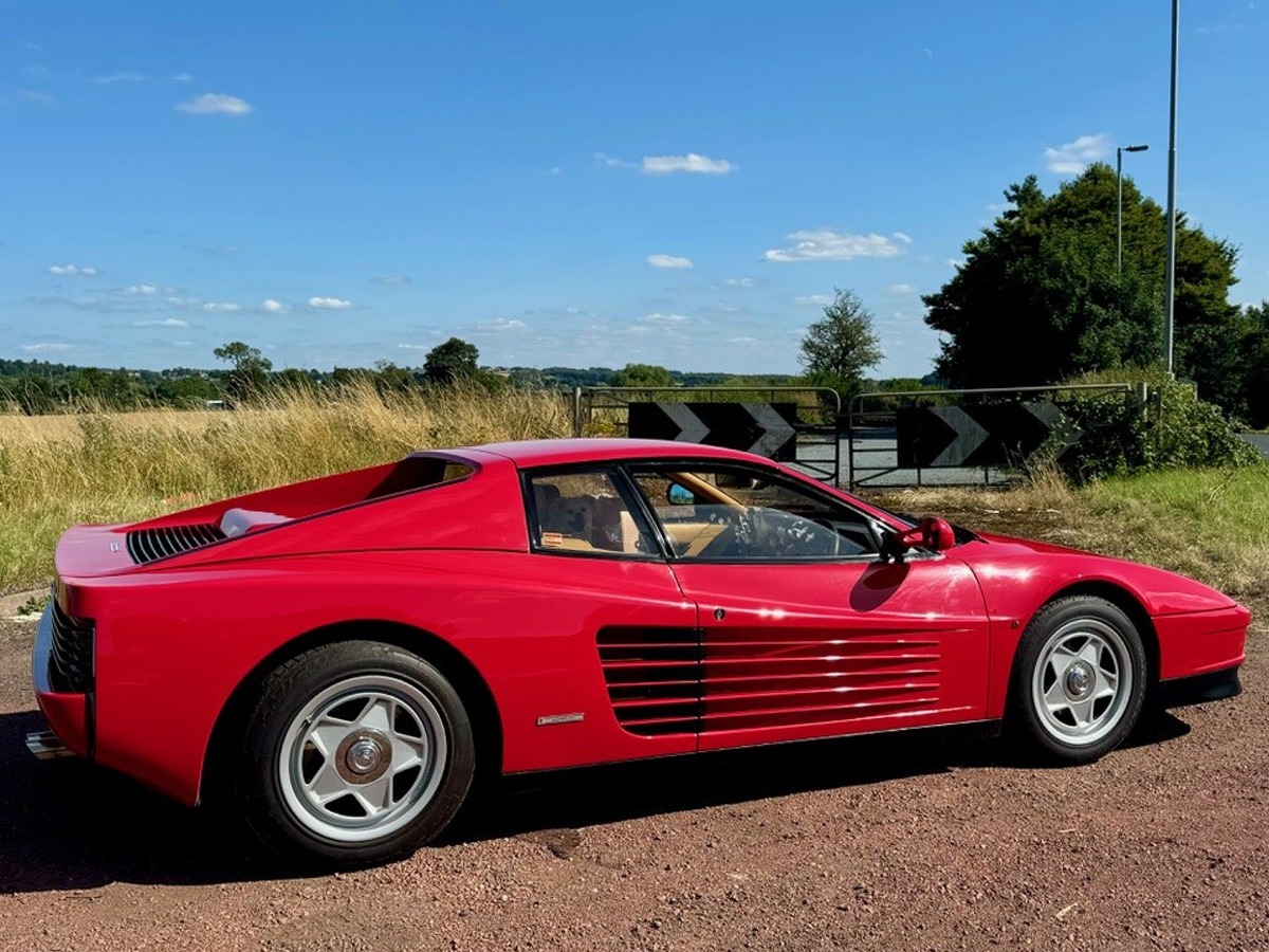 1987 Ferrari Testarossa Image 4