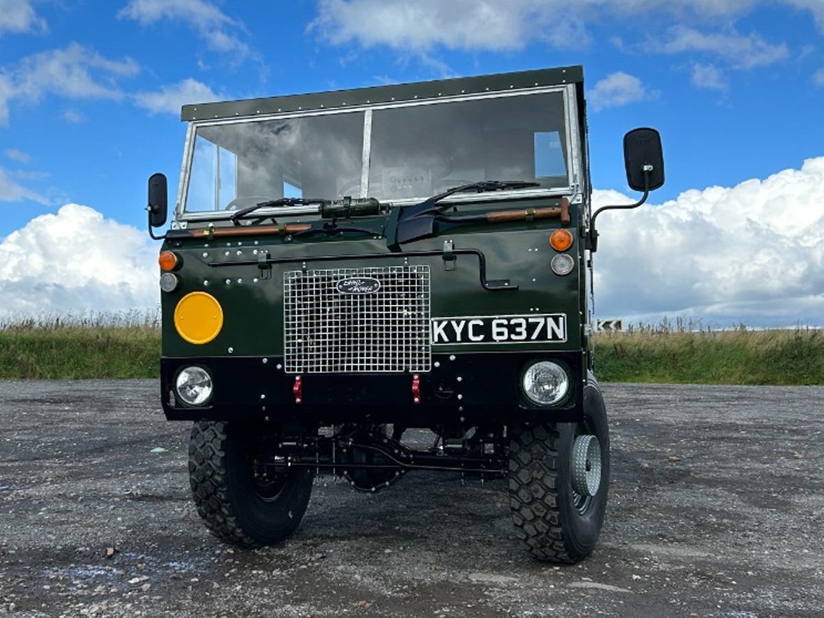 1975 Land Rover Other Image 3
