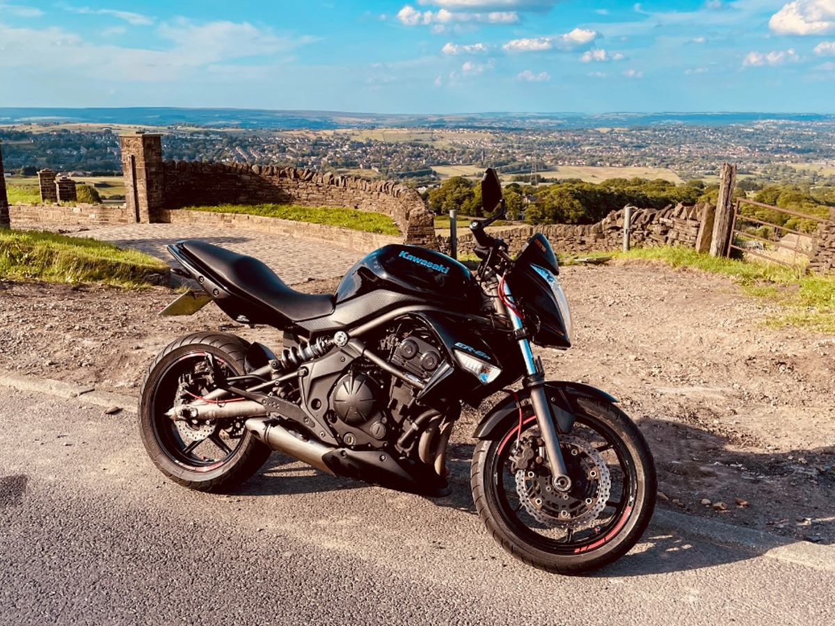 2010 Kawasaki Ninja Image 5