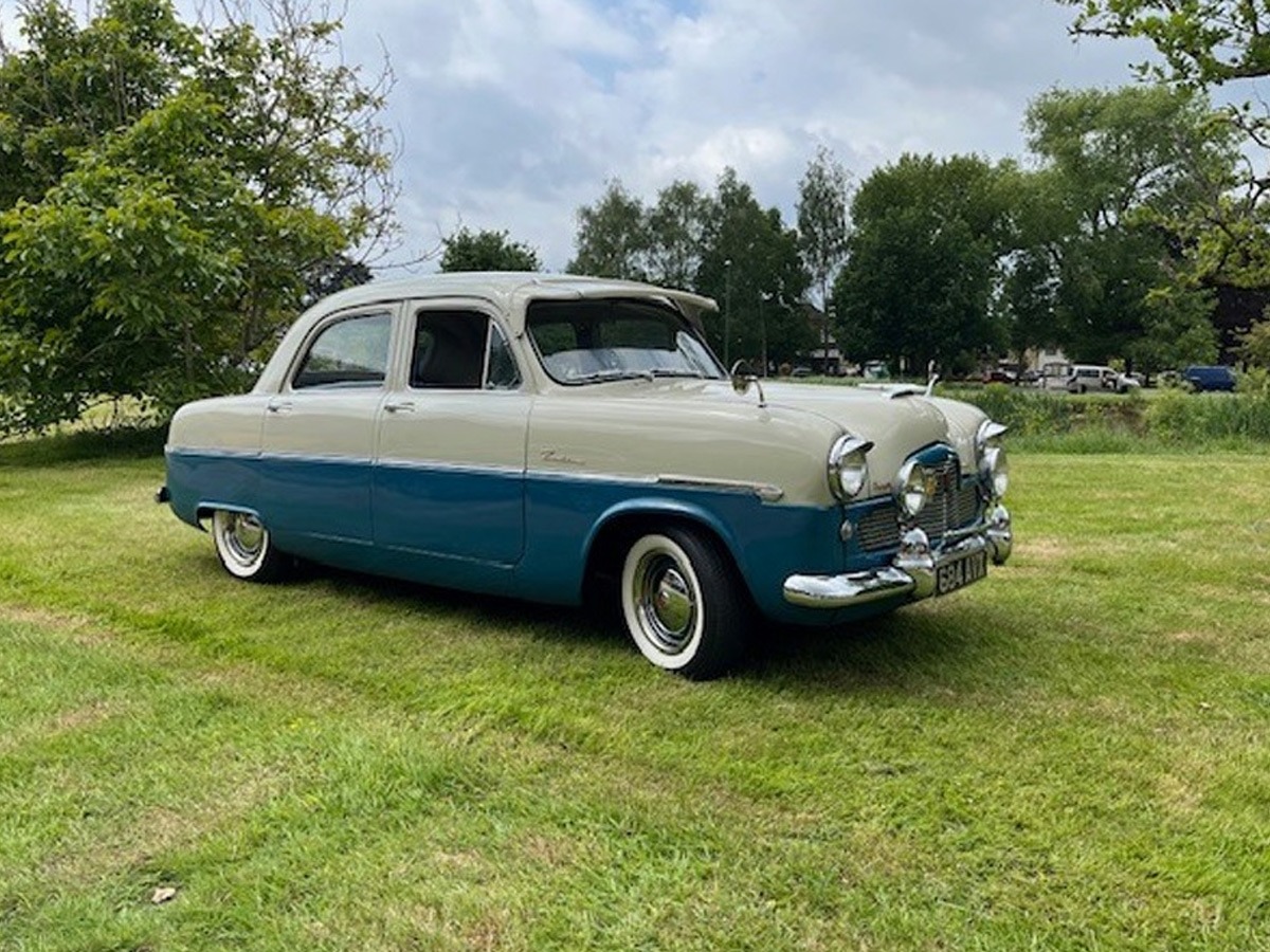 1954 Ford Zodiac Image 1