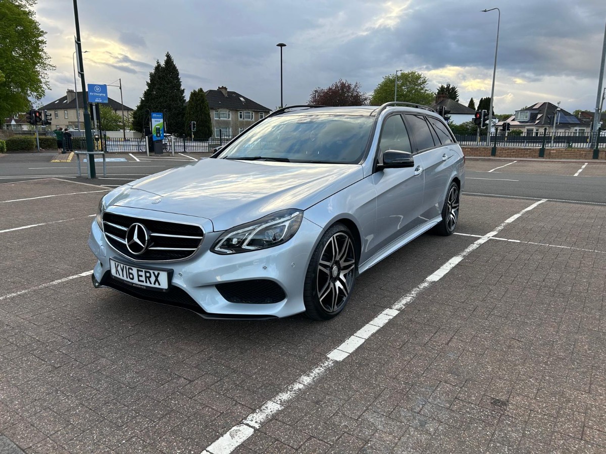 2016 Mercedes-Benz E-Class Image 2