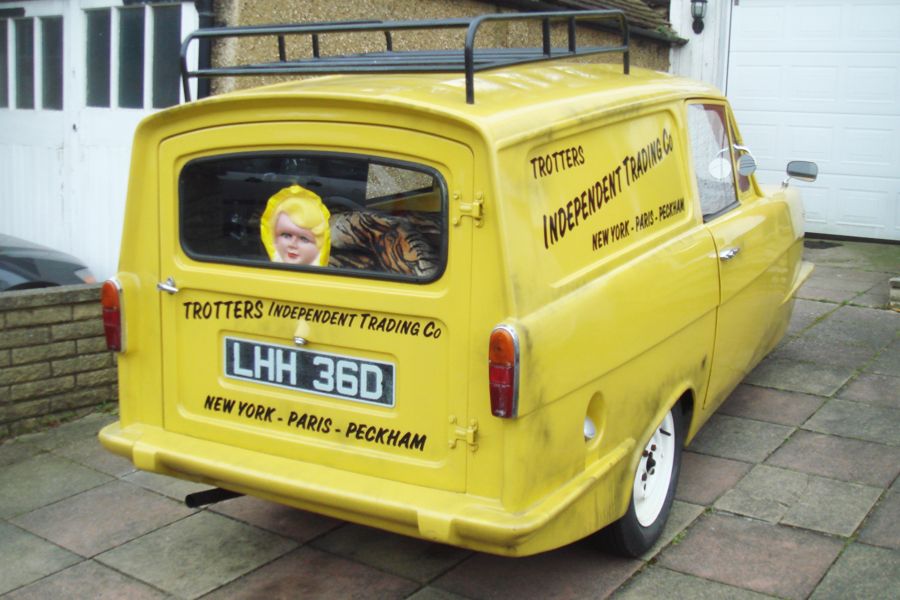 1966 Reliant Regal Image 1