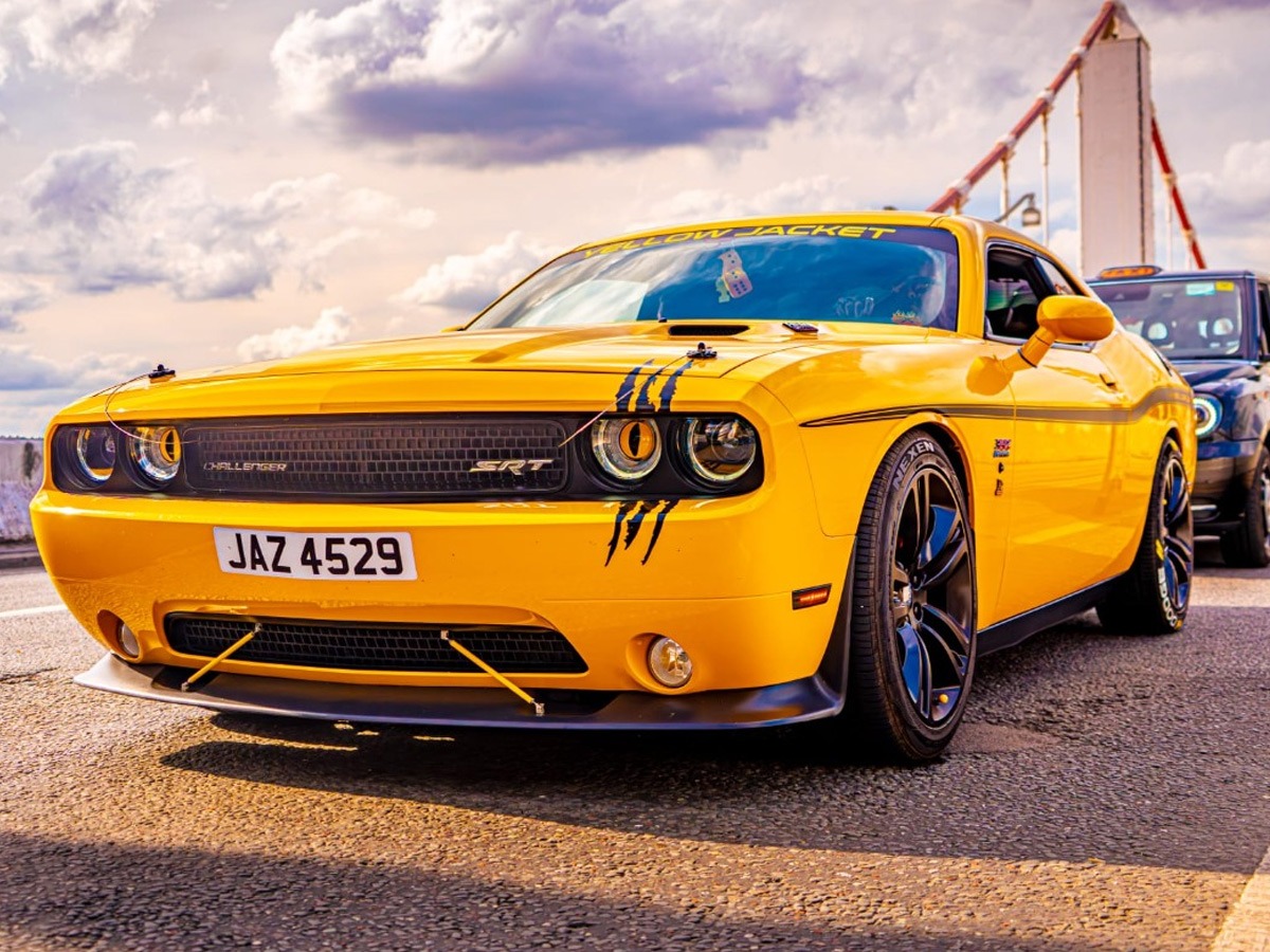 2012 Dodge Challenger Image 2