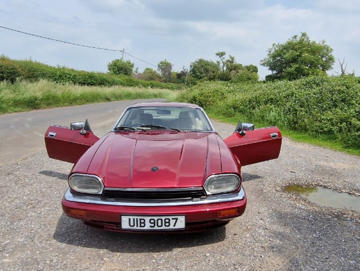 1994 Jaguar XJS Image 4
