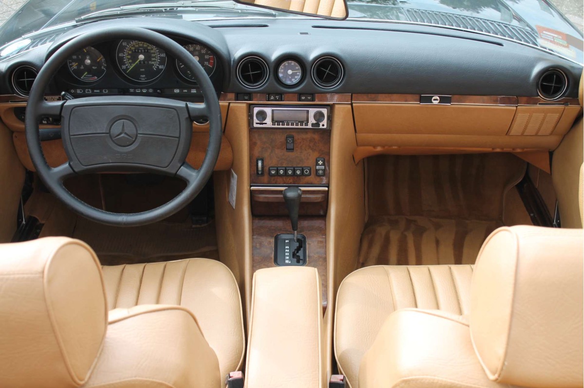 1986 Mercedes-Benz Sl-Class Image 3