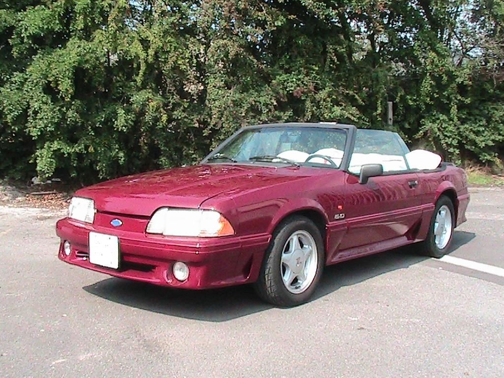 1991 Ford Mustang Image 5