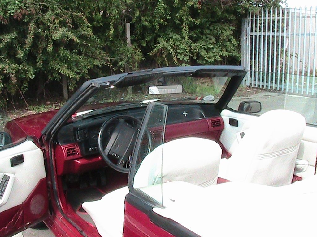 1991 Ford Mustang Image 7