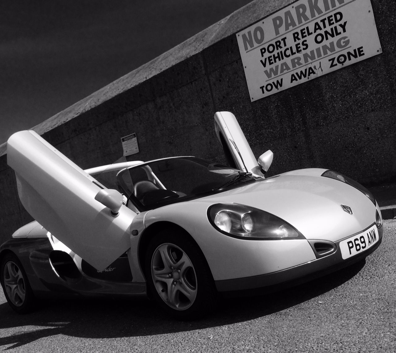 1997 Renault Spider Image 2