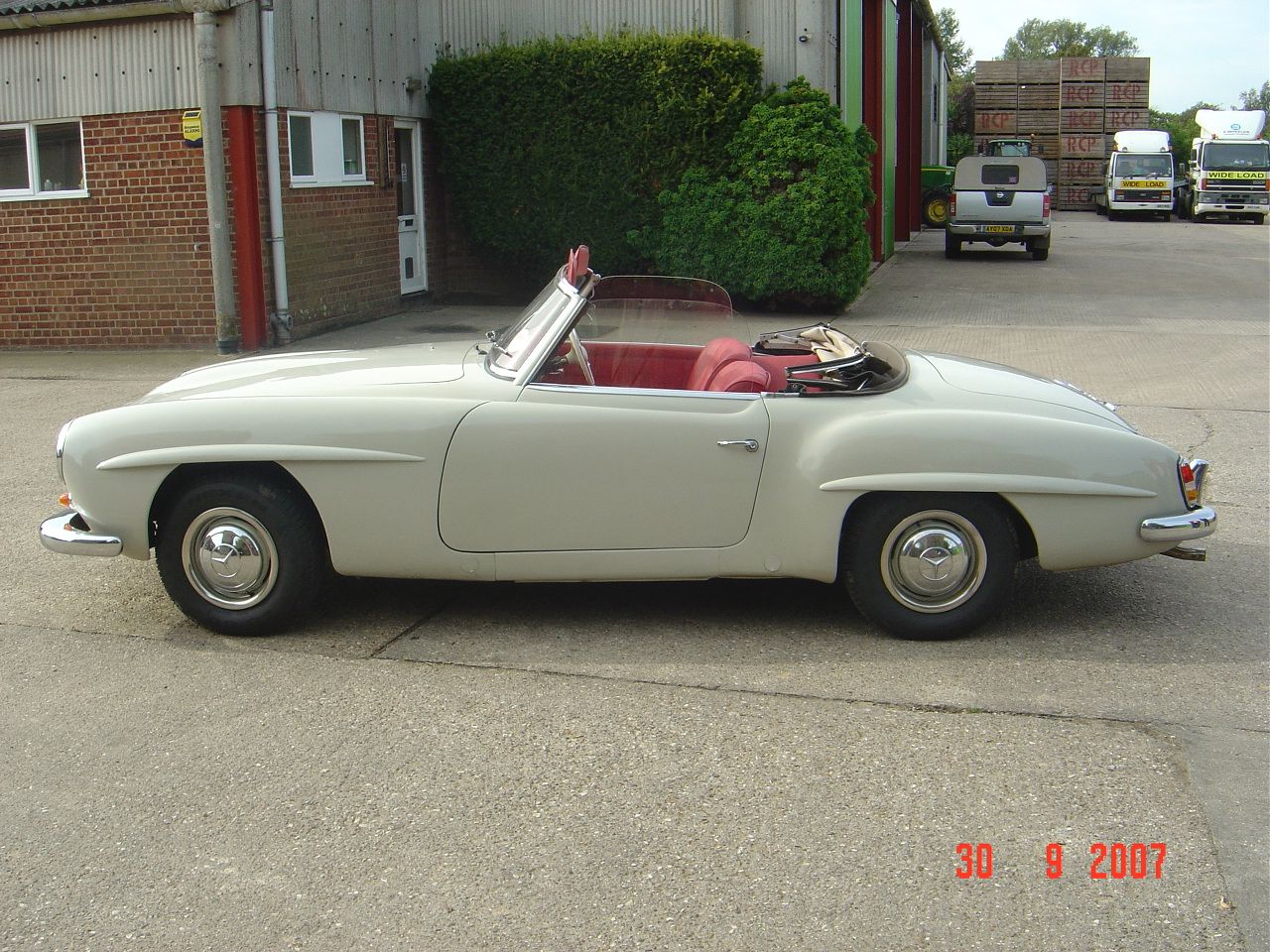 1961 Mercedes-Benz 190SL Image 5