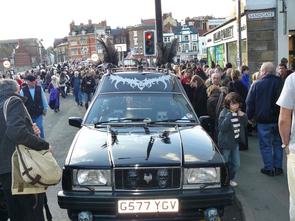 1990 Volvo 740 Image 1