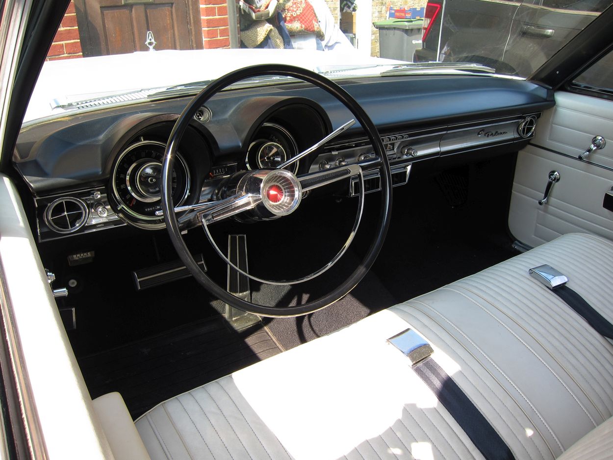 1966 Dodge Polara Image 6