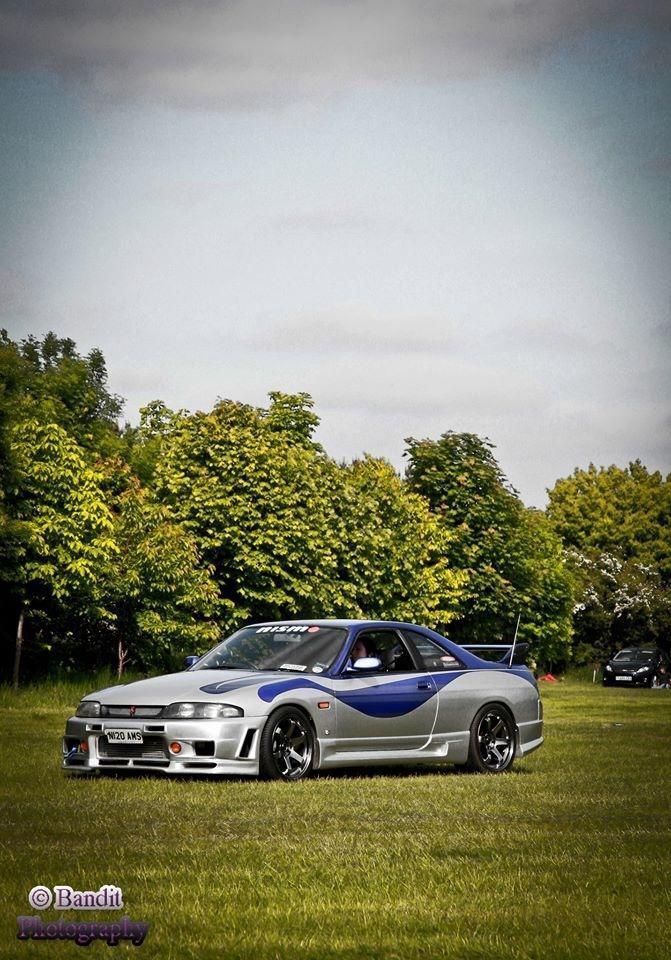 1995 Nissan Skyline Image 4