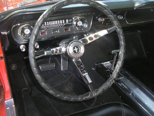 1965 Ford Mustang Image 6