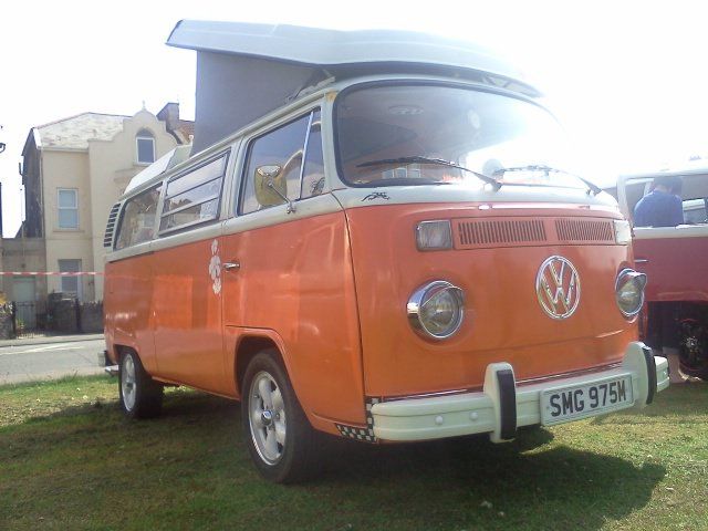 1973 Volkswagen T2 Camper Van / Bus Image 2