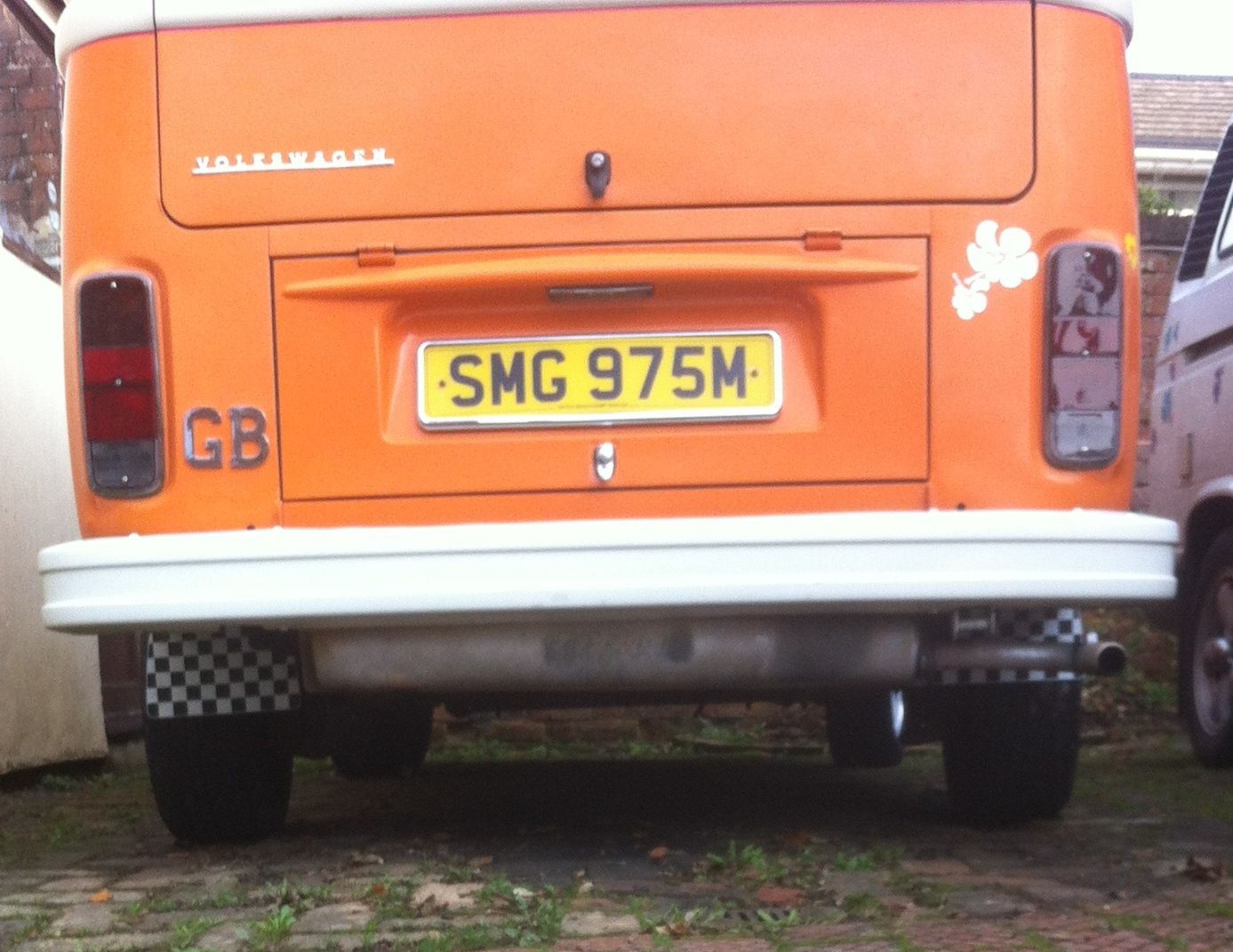 1973 Volkswagen T2 Camper Van / Bus Image 3