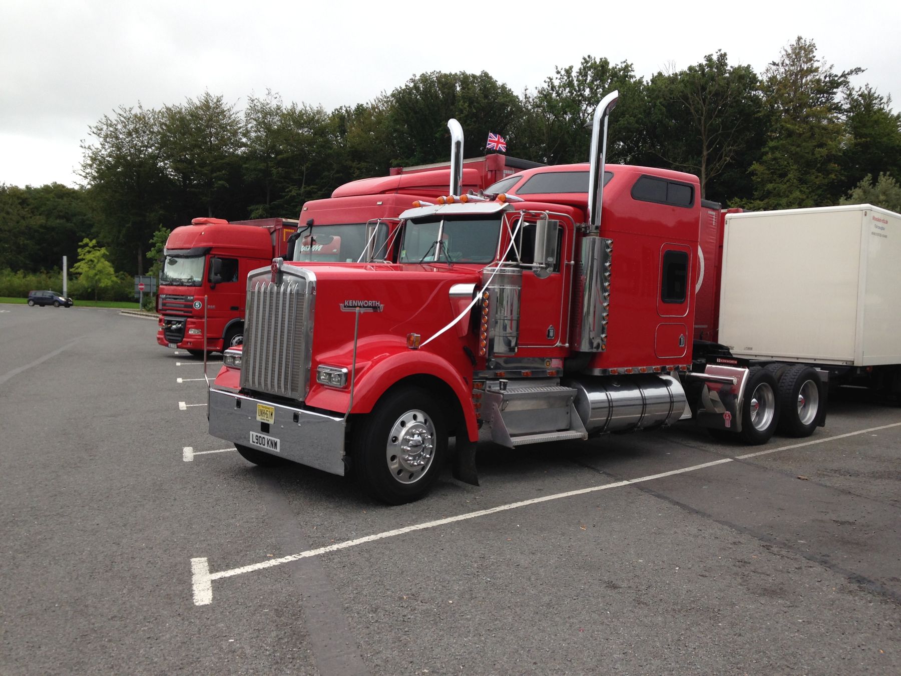 1998 Kenworth W900 Image 2