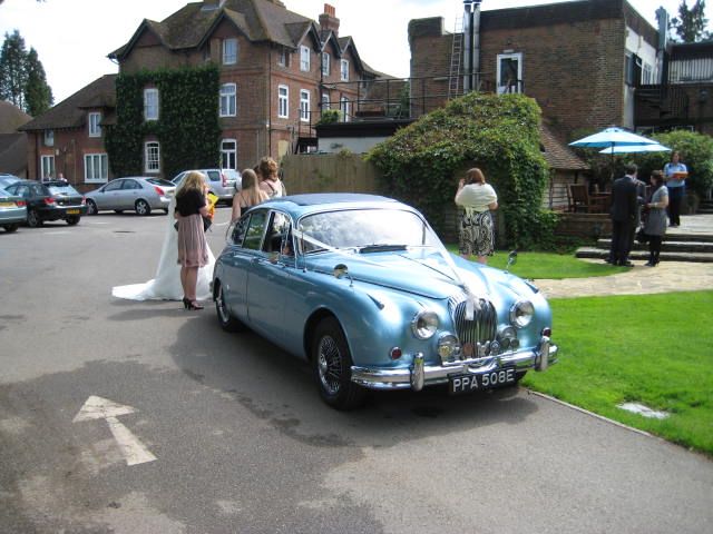 1966 Daimler V8 Image 4