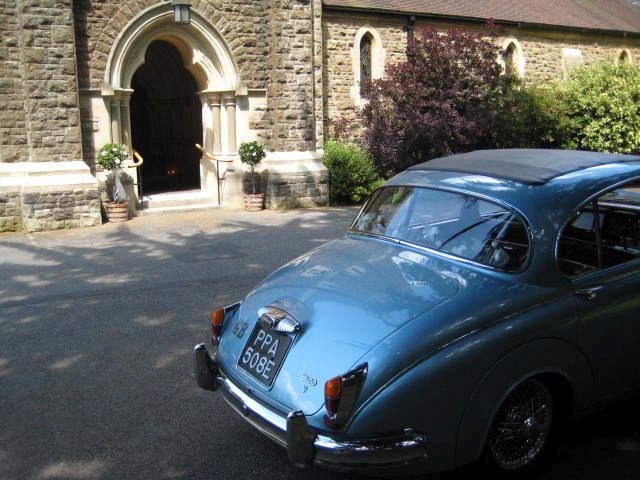 1966 Daimler V8 Image 5