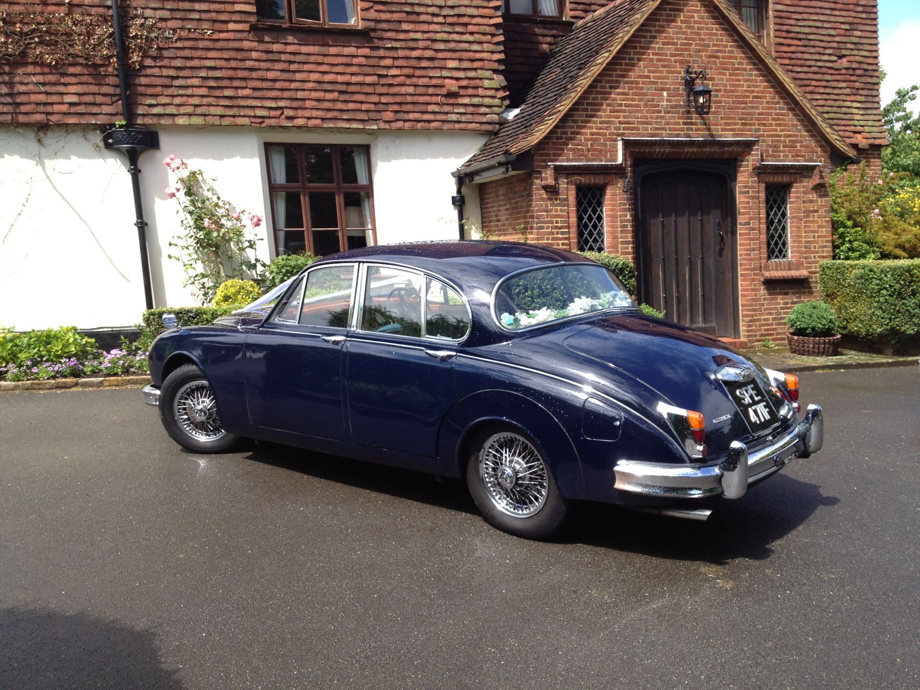 1967 Daimler V8 Image 5