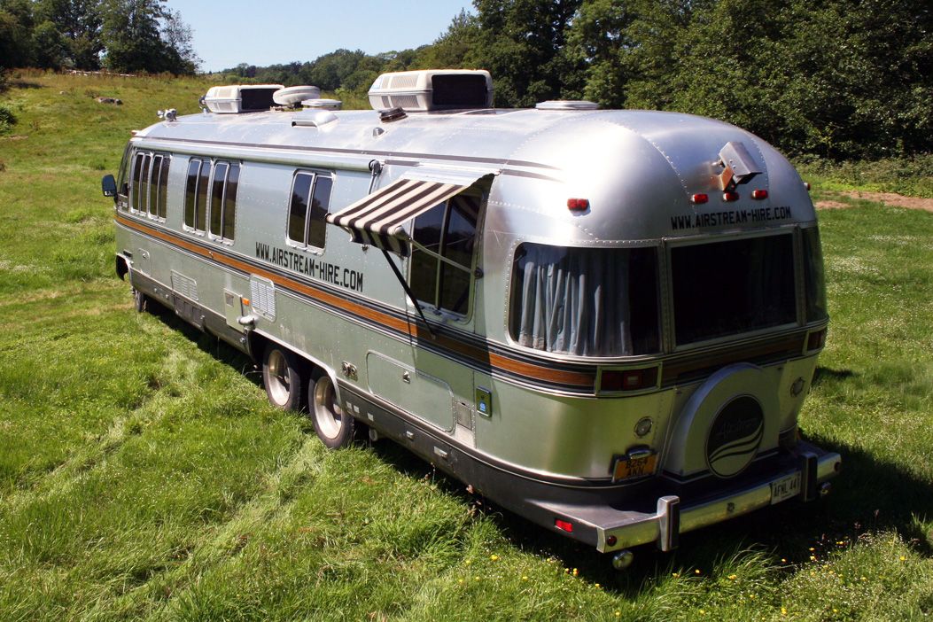 1986 Airstream Motorhome Image 3