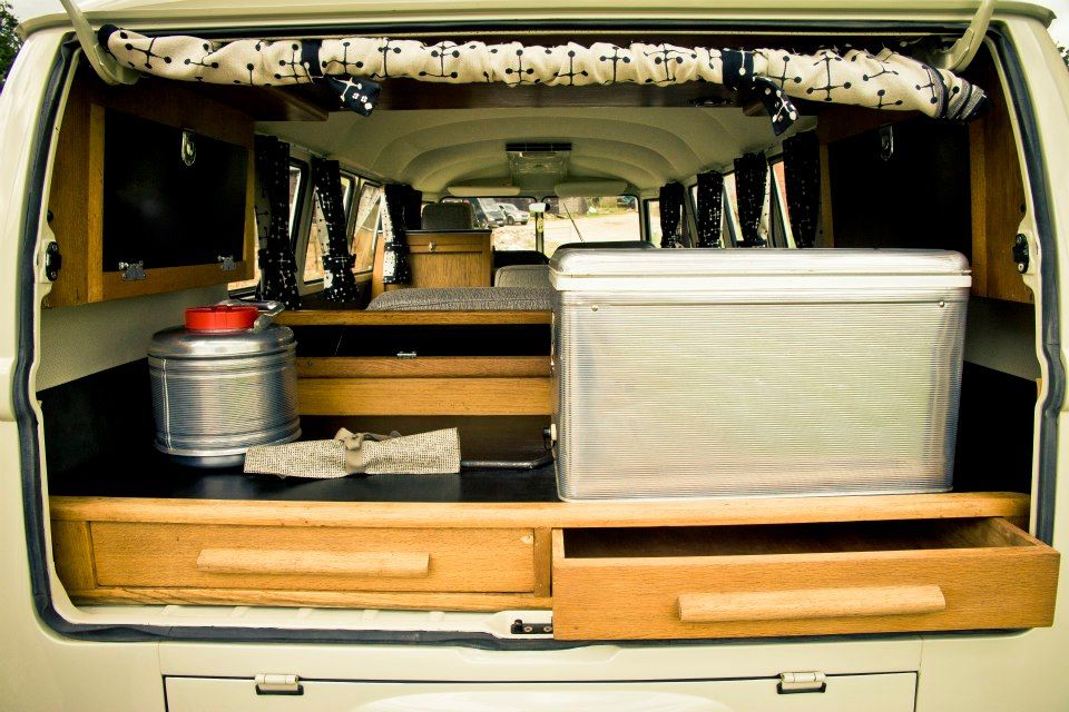 1965 Volkswagen T2 Camper Van / Bus Image 9