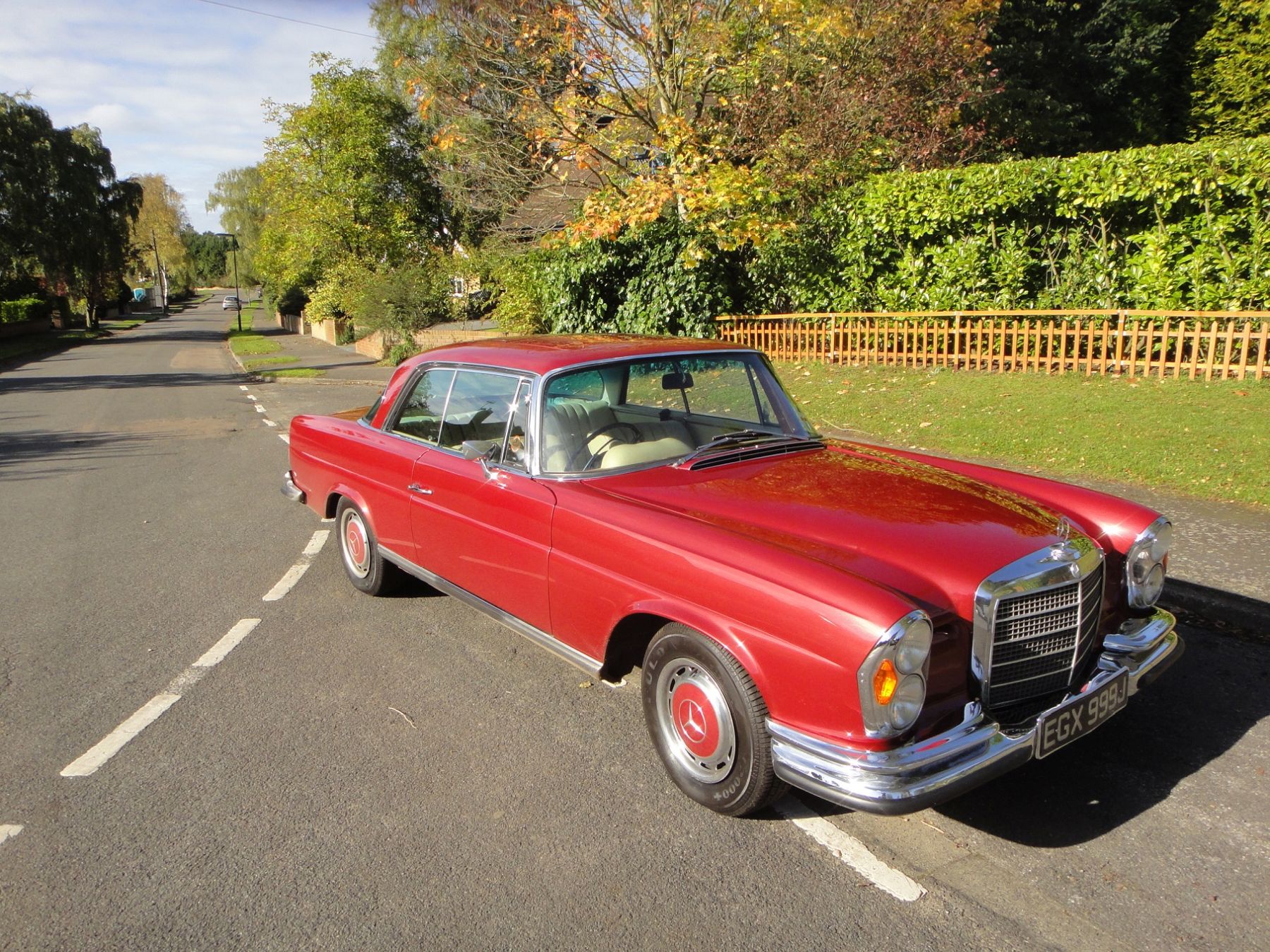 1971 Mercedes-Benz 280 Image 1