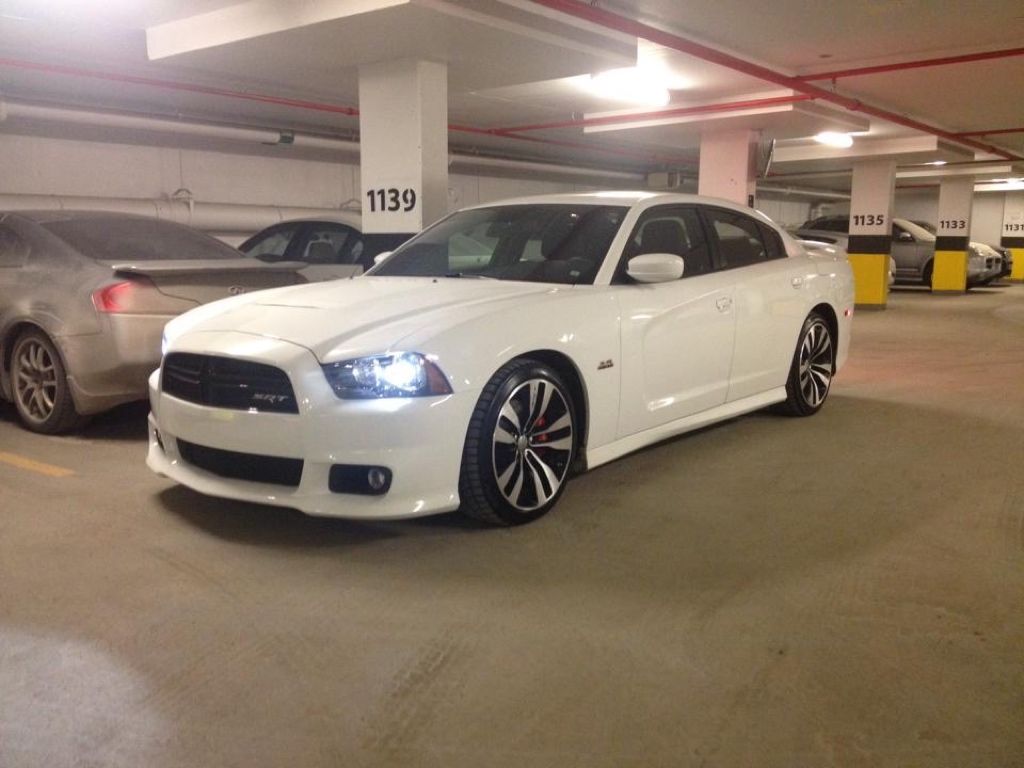 2013 Dodge Charger Image 2