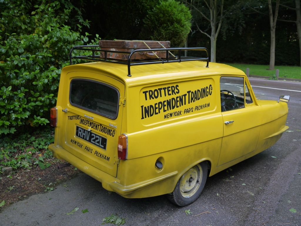 1973 Reliant Regal Supervan Image 1