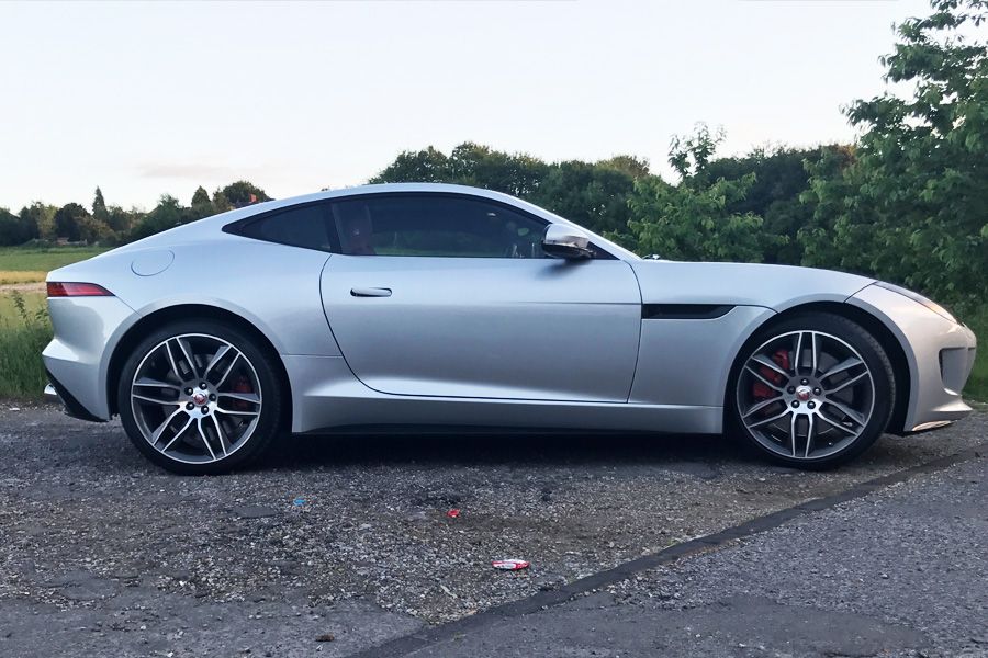 2014 Jaguar F-Type Image 5