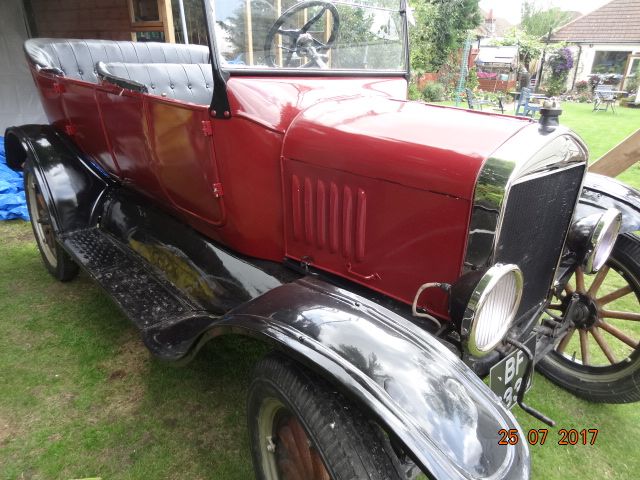 1925 Ford Model T Image 1