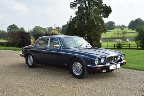 1991 Daimler Double Six Image 1