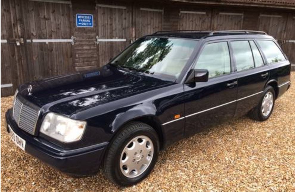 1995 Mercedes-Benz E-Class Image 1