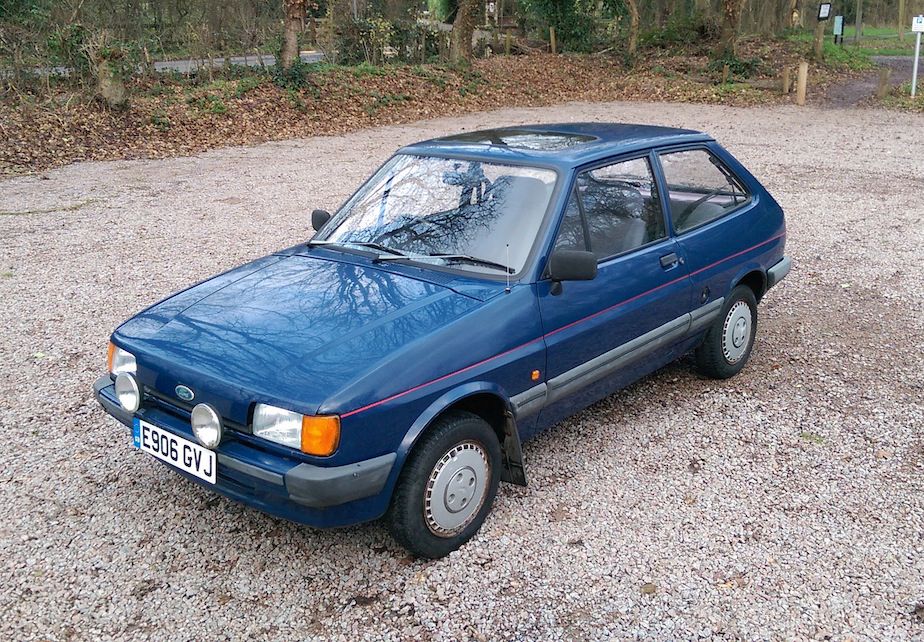 1988 Ford Fiesta Image 1