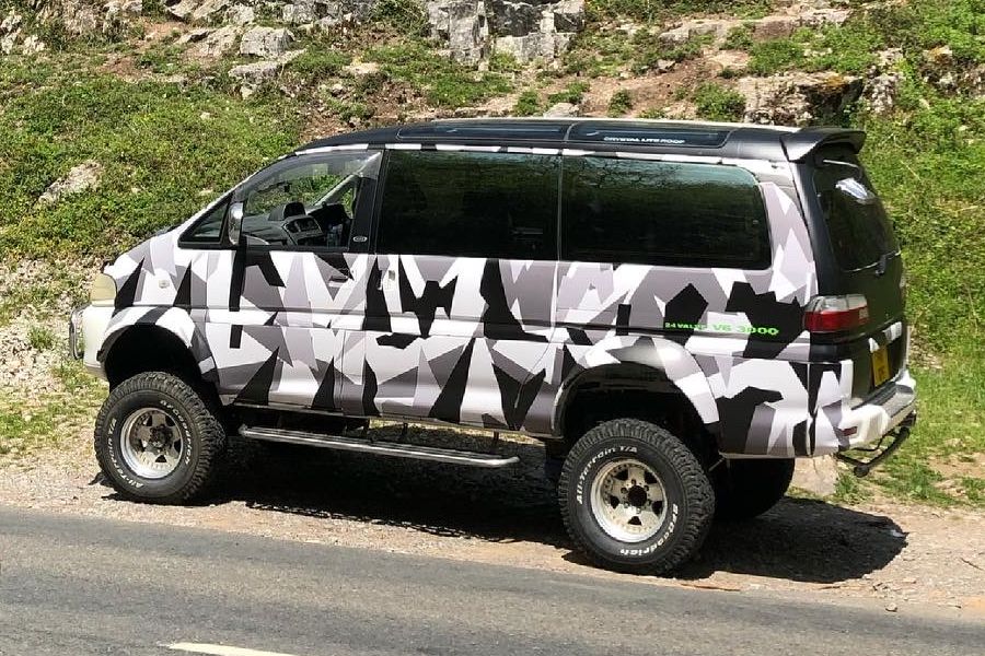 2022 Mitsubishi Delica Image 1