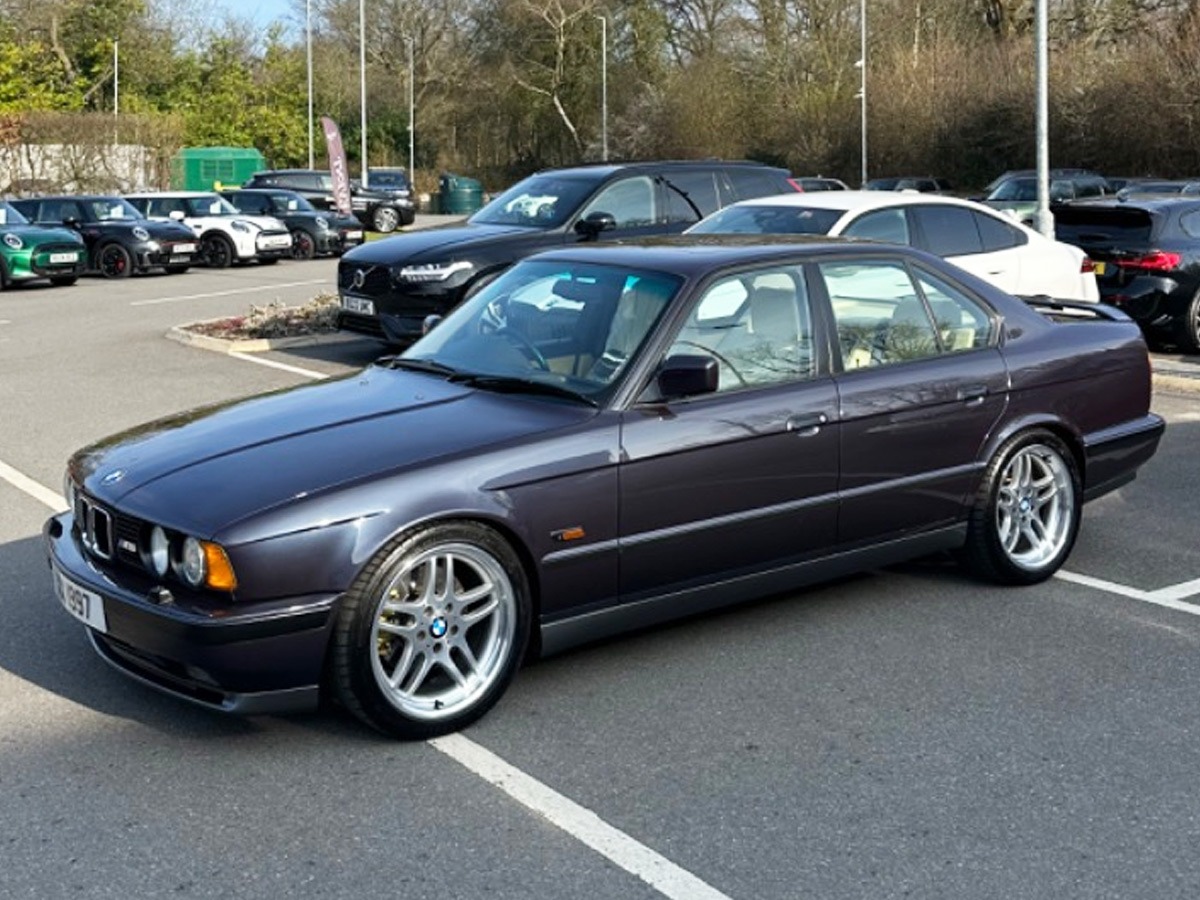 1991 BMW M5 Image 1