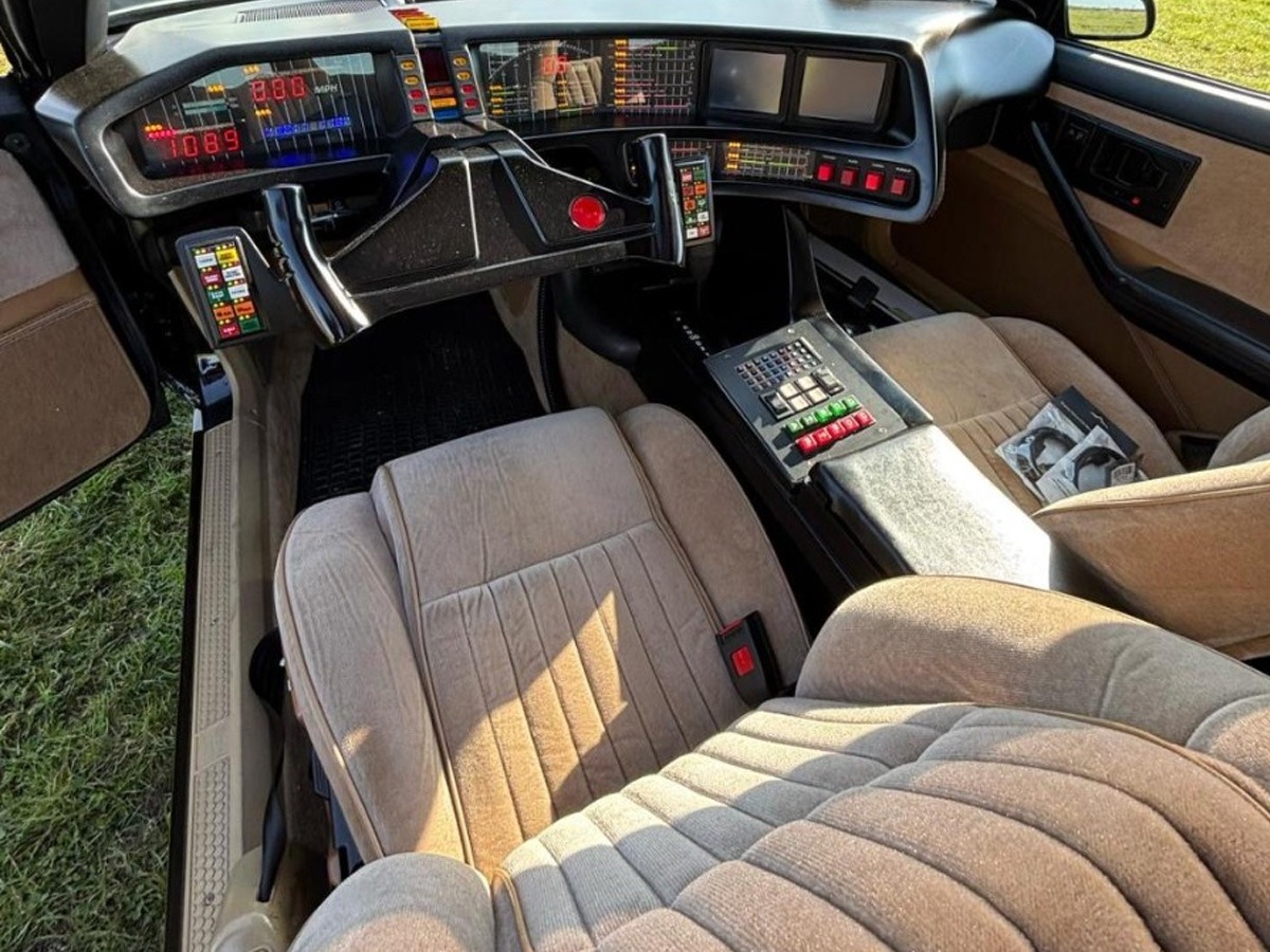 1989 Pontiac Firebird Trans Am Image 7