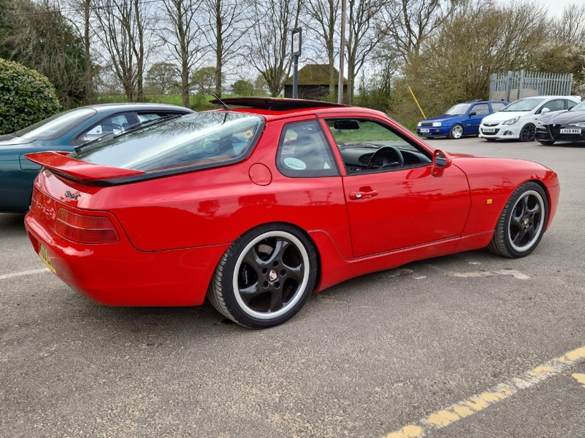 1993 Porsche 968 Image 2