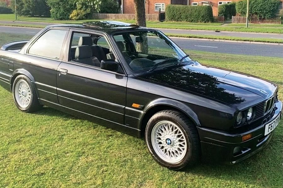 1989 BMW 3 Series Image 1