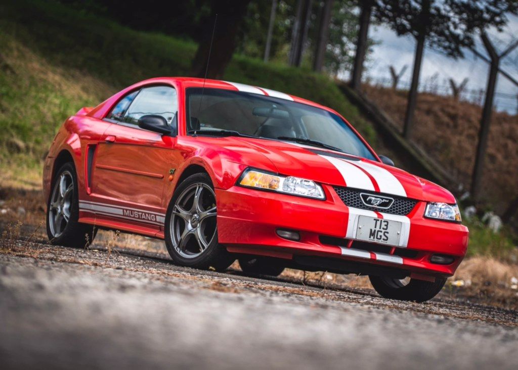 2000 Ford Mustang Image 1
